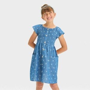 Cat & Jack Girls’ Flutter-Sleeve Smocked Floral Chambray Dress, Size L